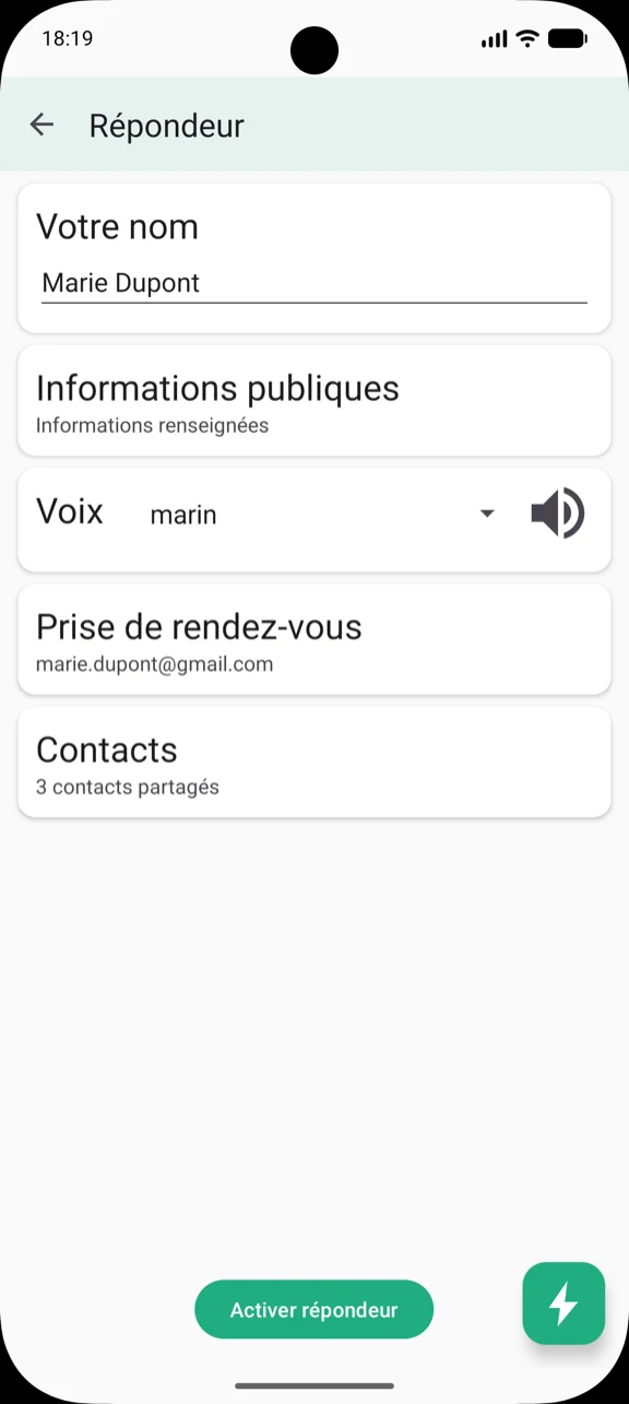 Écran de réglages du répondeur : nom, informations publiques, voix, prise de rendez-vous et contacts