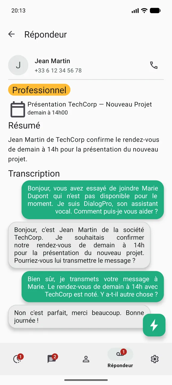 Détail d'un message vocal : correspondant classé professionnel, rendez-vous détecté pour le lendemain, résumé et transcription complète